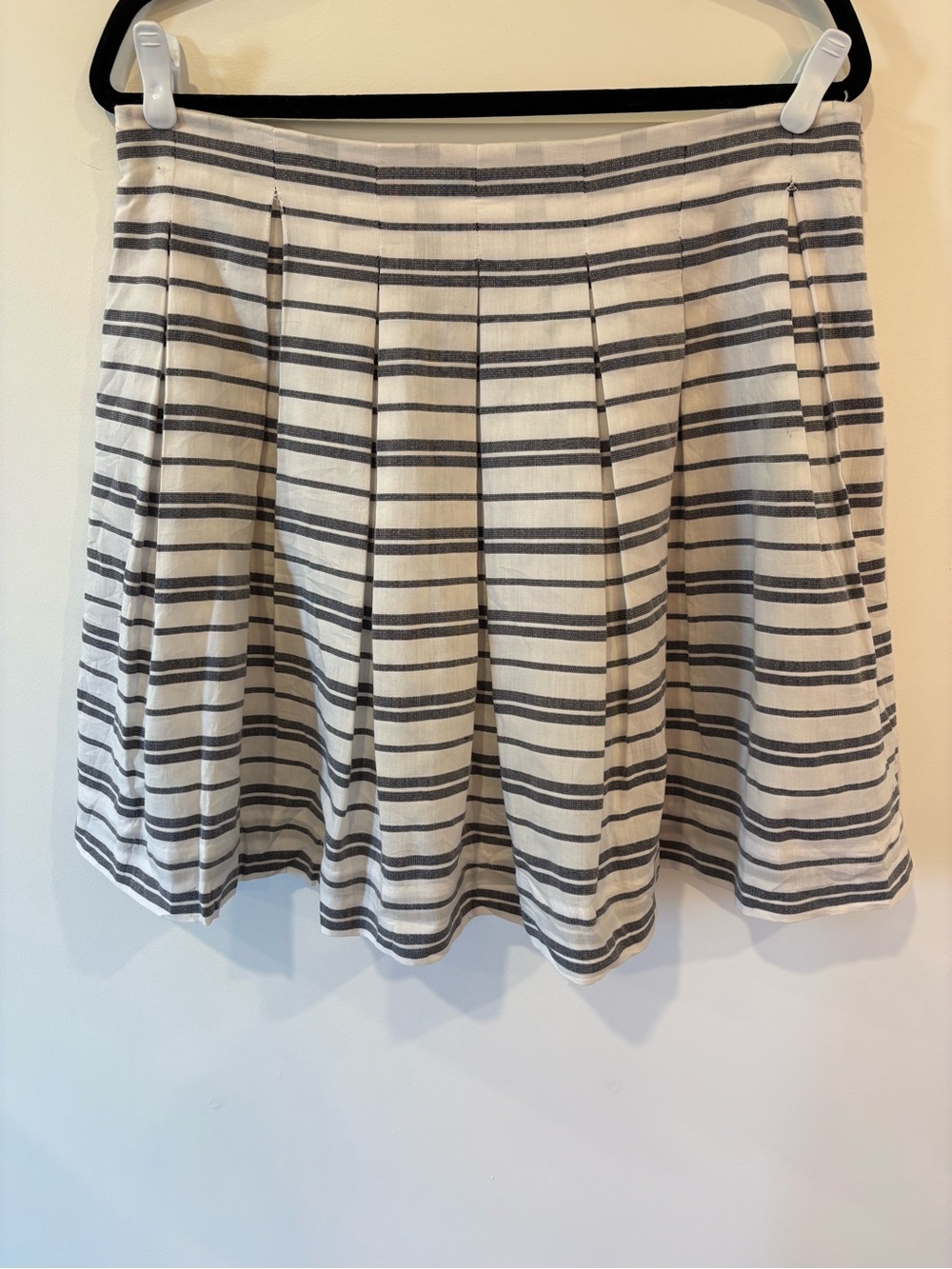 GAP Cream and Gray Striped Pleated Skater Skirt